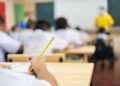 Más de 1,2 millones de alumnos recibieron apoyo educativo el pasado curso