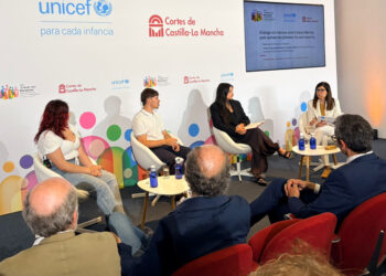 Azuqueca estuvo presente en el foro “Crecer con Bienestar: Salud Mental en la Infancia y la Adolescencia”